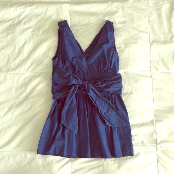 Anthropologie Tops - Anthropologie Viola v-neck top